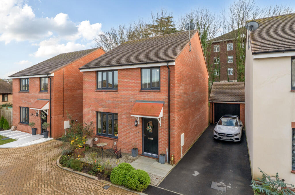Main image of property: Sion Close, Honiton, Devon