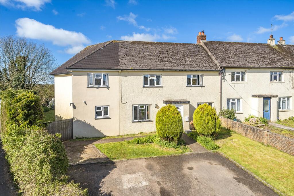 4 bedroom semidetached house for sale in Butts Close, Chawleigh
