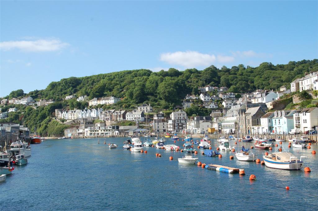 High Street Retail Property For Sale In Seafront Court, The Quay, East 