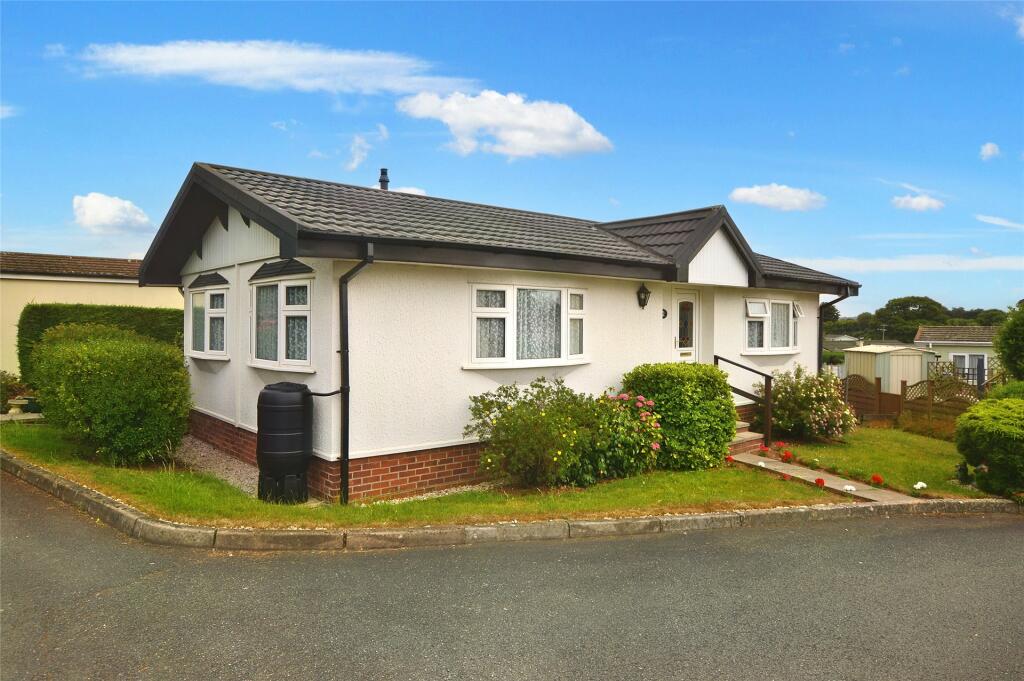 2 bedroom bungalow for sale in Abbotshill Park, Totnes Road