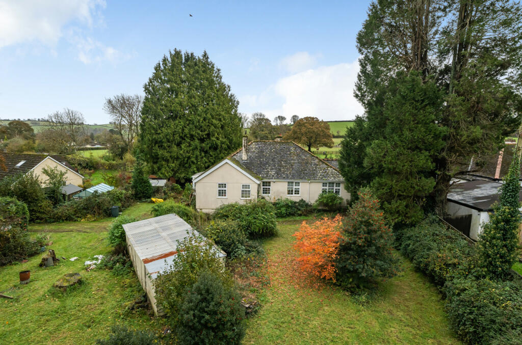 3 bedroom bungalow for sale in Grange Road, Buckfast, Buckfastleigh