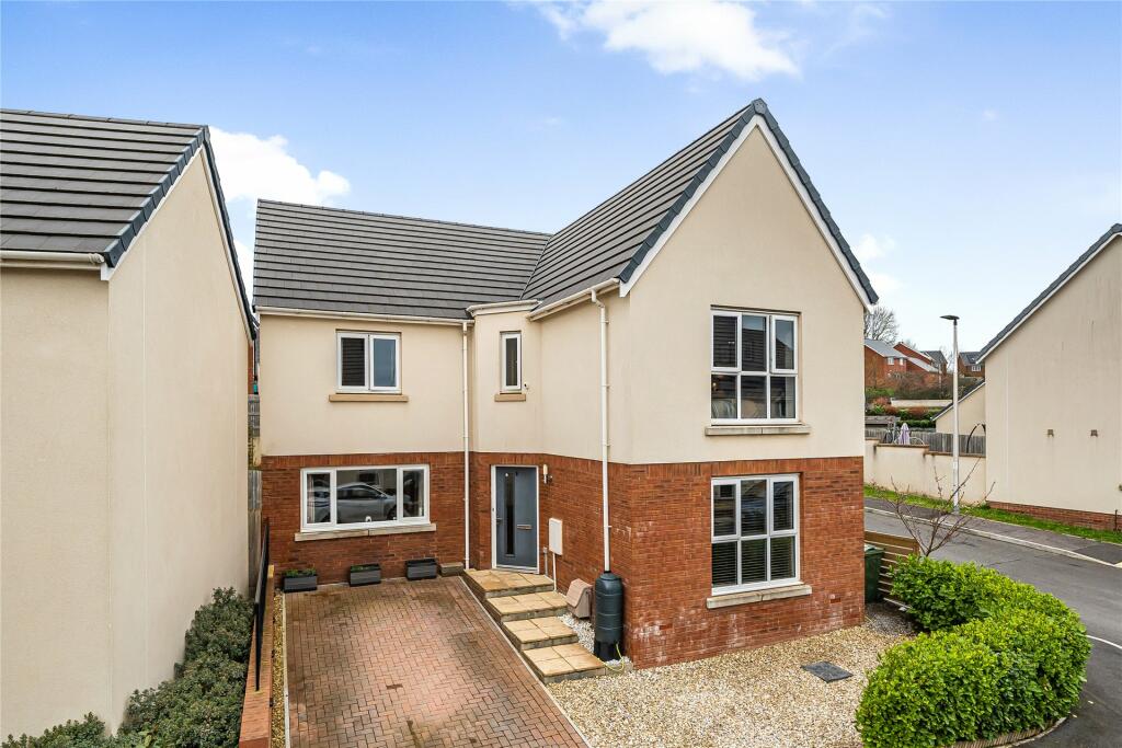 Main image of property: Linhay Drive, Kingsteignton, Newton Abbot, Devon