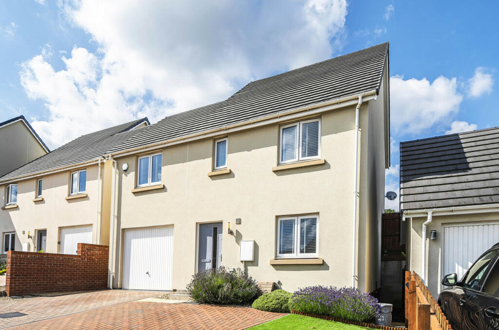 Main image of property: Penns Way, Kingsteignton, Newton Abbot, Devon