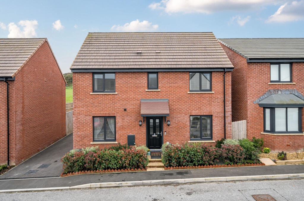 Main image of property: Mallow Place, Newton Abbot, Devon