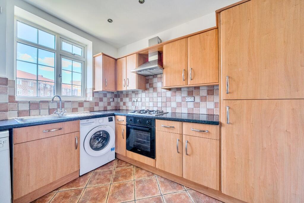 Main image of property: London Road, Kingston upon Thames, KT2