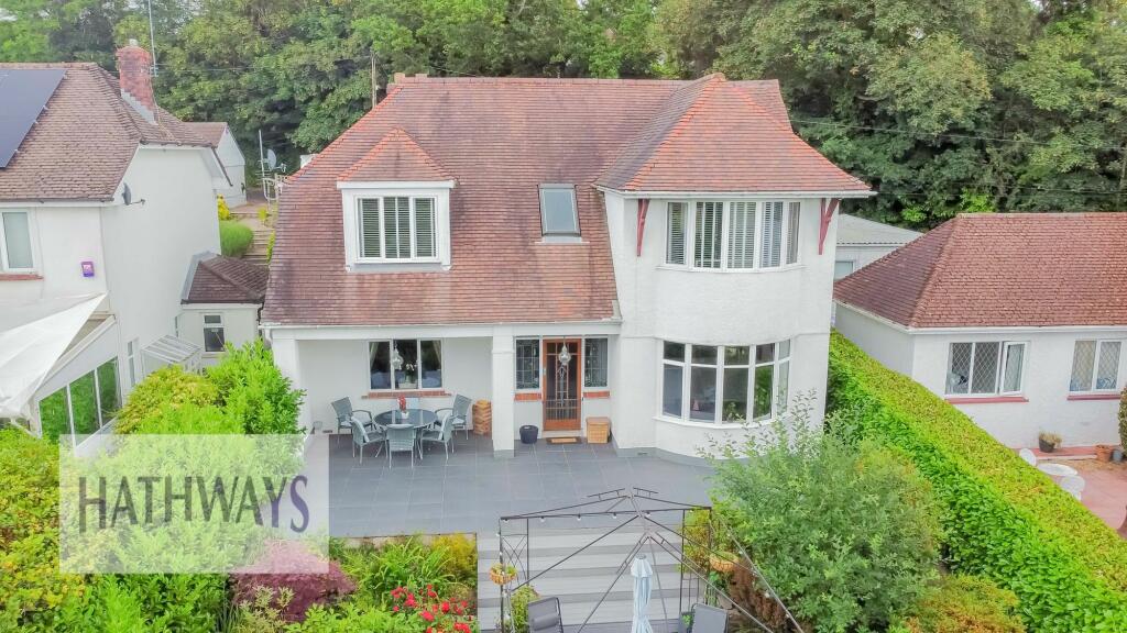 4 bedroom detached house for sale in Crown Road, Llanfrechfa, NP44