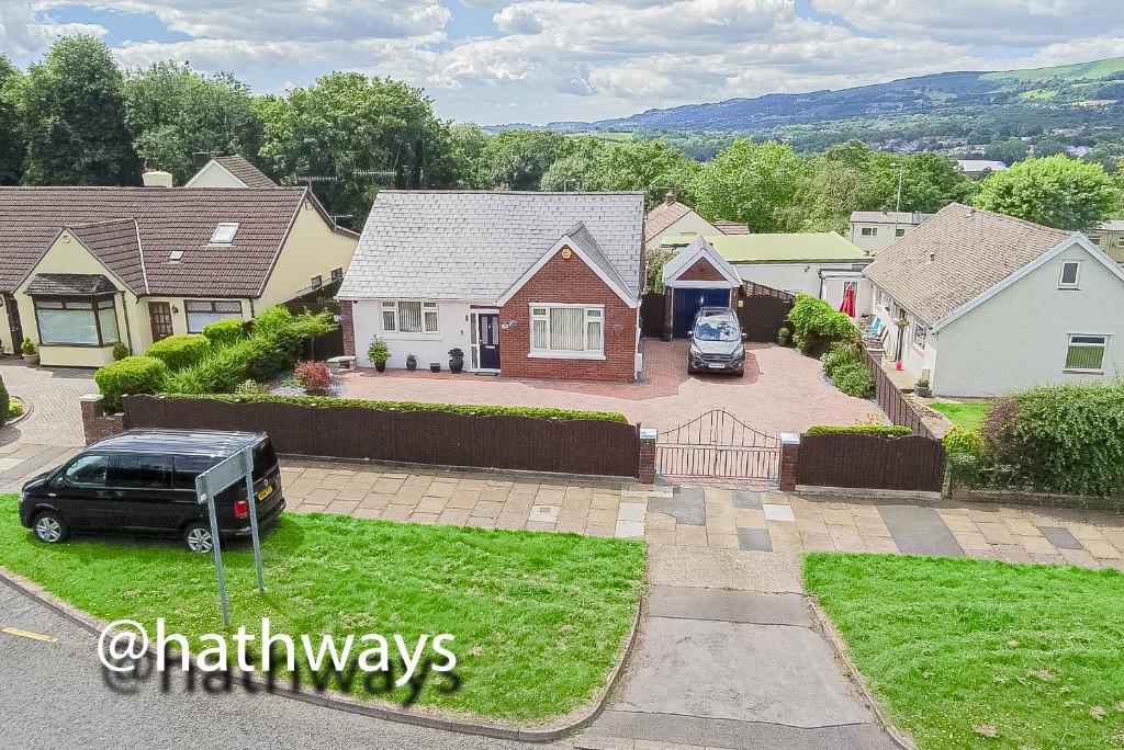3 bedroom detached bungalow for sale in Chapel Lane, Croesyceiliog