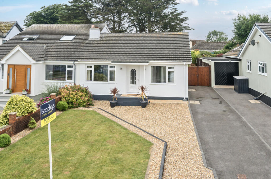 Main image of property: Davies Avenue, Paignton, Devon