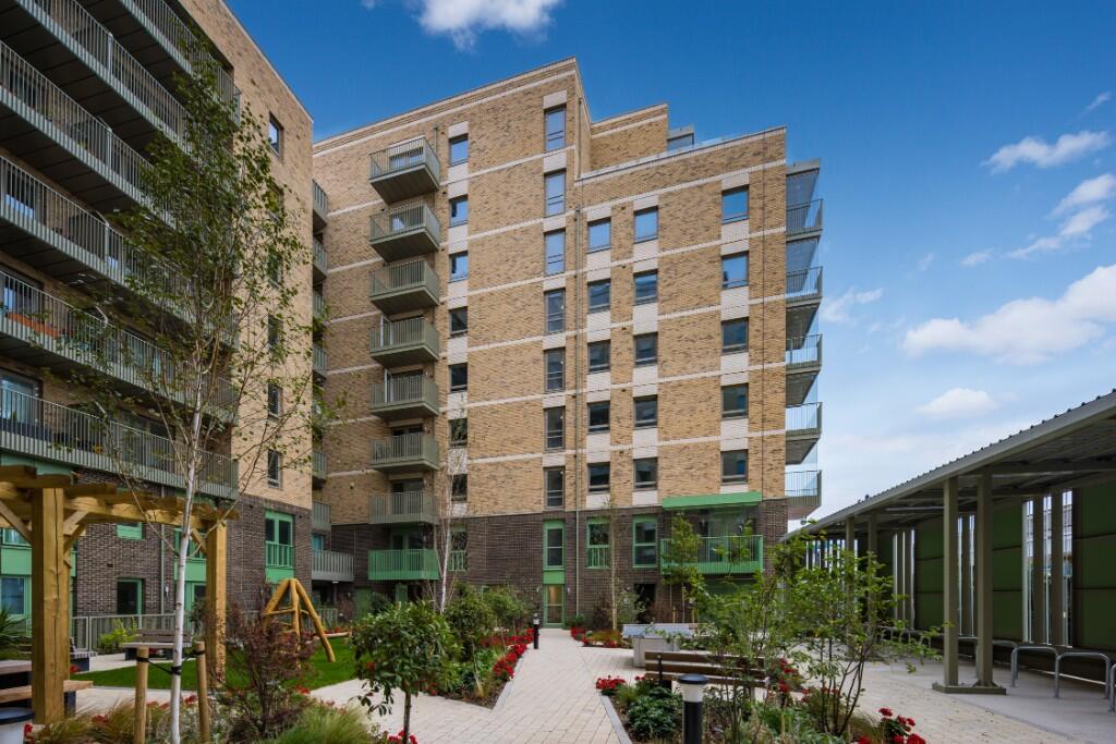 Main image of property: The Silverton, London, E16