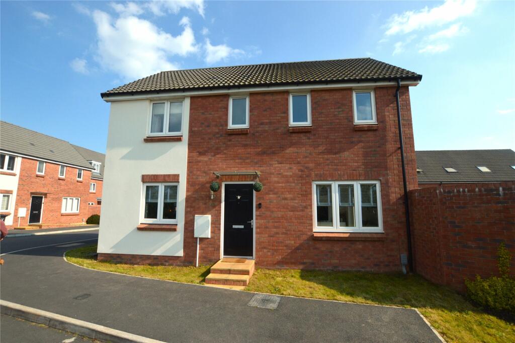 3 bedroom detached house for sale in Barley Road, Cranbrook, Exeter
