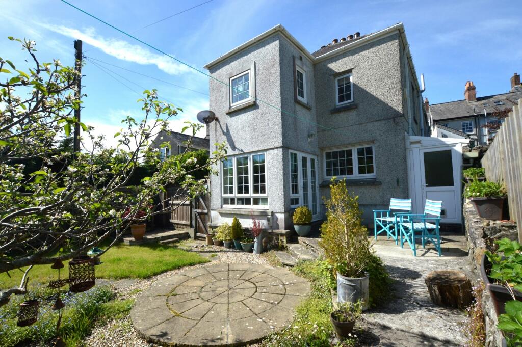 4 bedroom cottage for sale in Fore Street, Plympton St Maurice