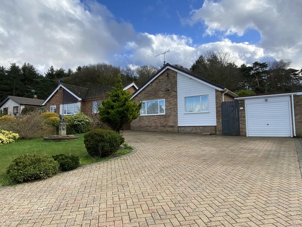 2 bedroom detached bungalow for sale in Sheringham, NR26