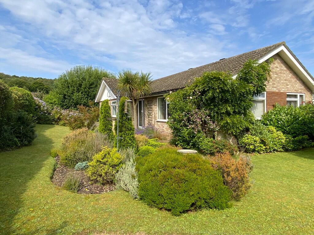 3 bedroom detached bungalow for sale in West Runton, NR27
