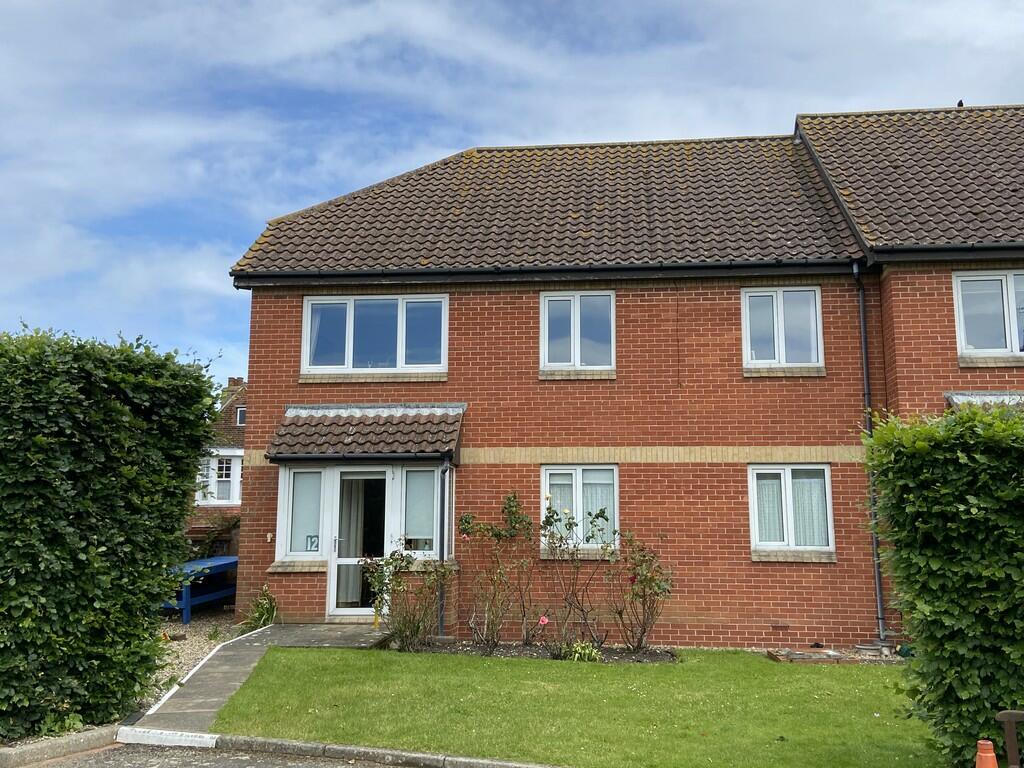 2 bedroom apartment for sale in Sheringham, NR26