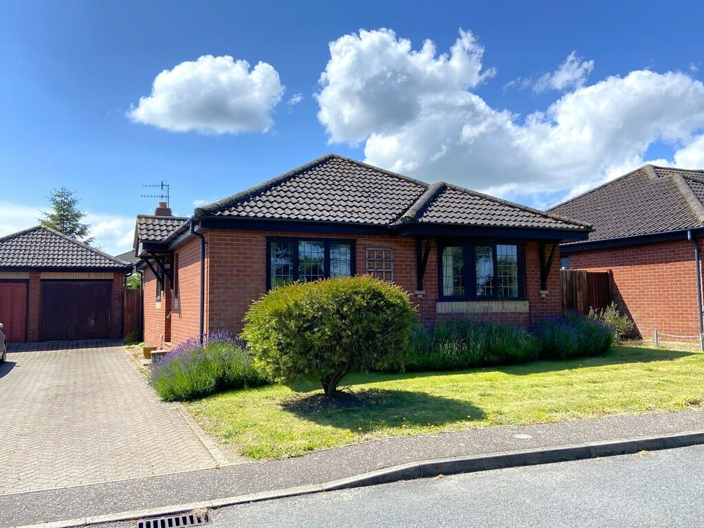 2 bedroom detached bungalow for sale in Sheringham , NR26