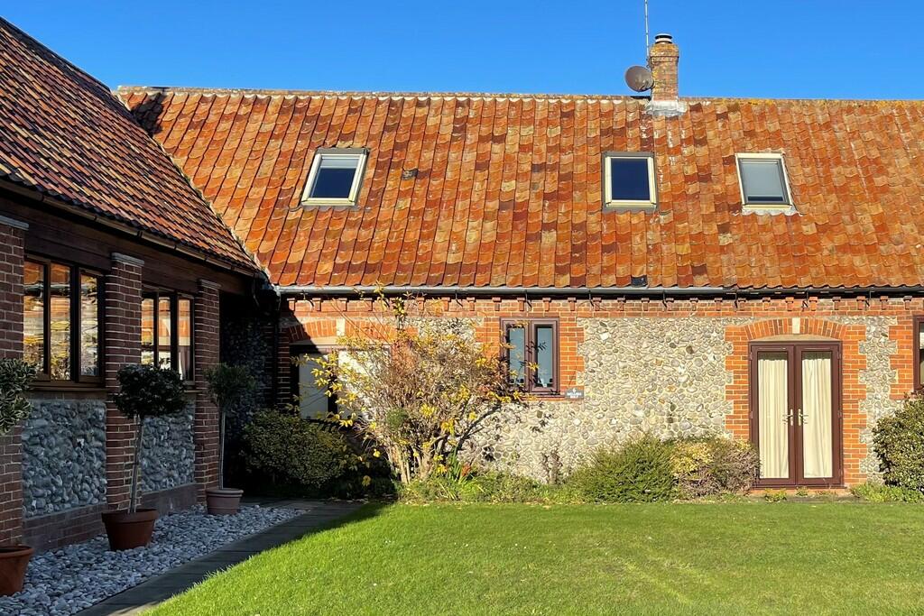 Main image of property: Weybourne