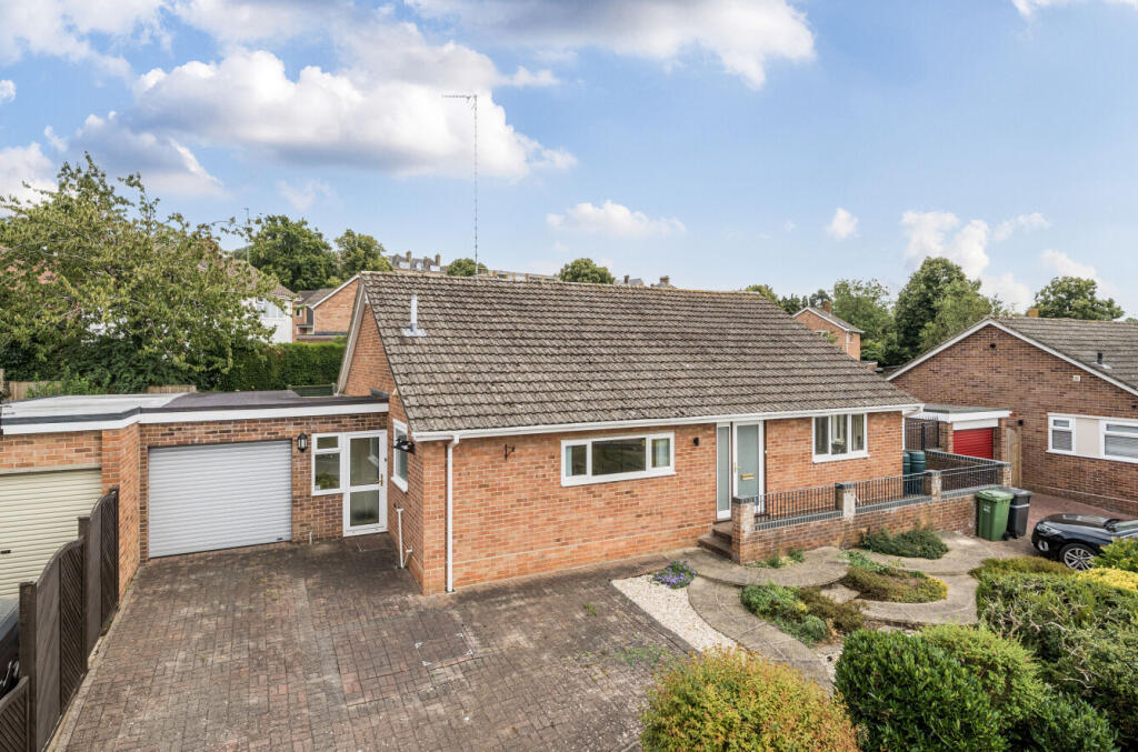 Main image of property: Parkfield Crescent, Taunton, Somerset