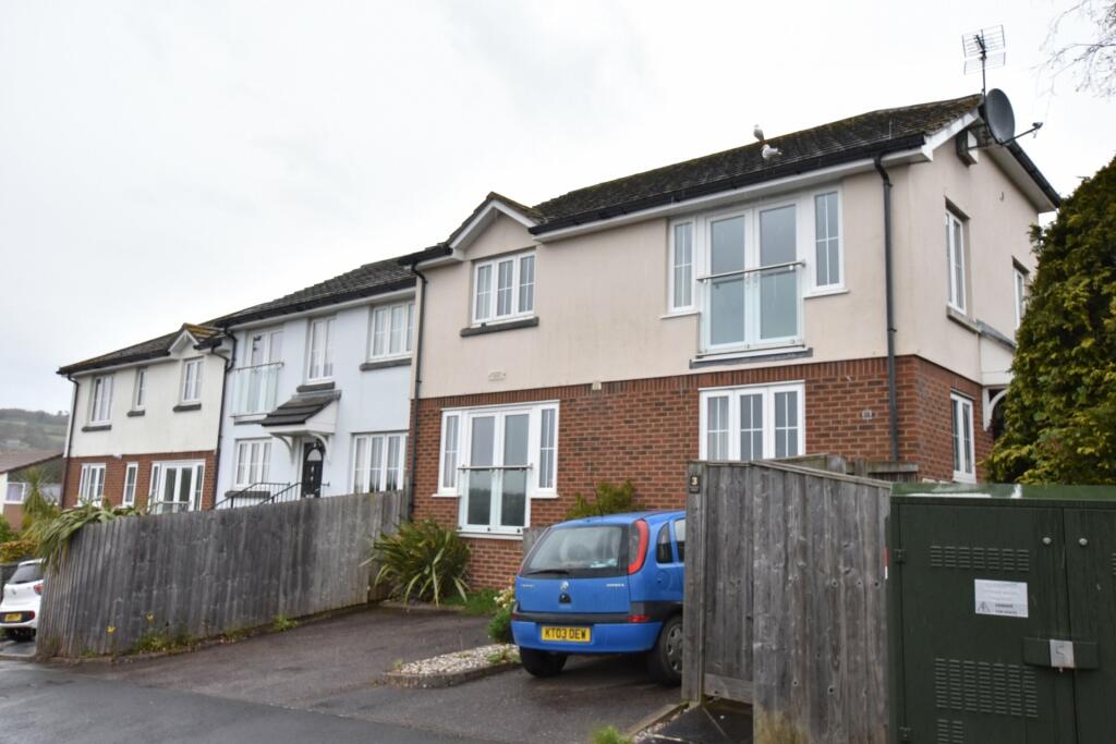 2 bedroom apartment for sale in Rivermead Mews, Deer Park Avenue