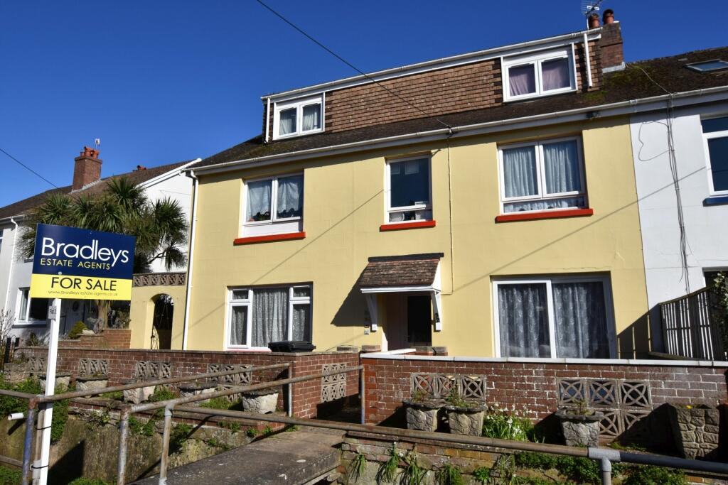 1 bedroom apartment for sale in First Avenue, Teignmouth, Devon, TQ14