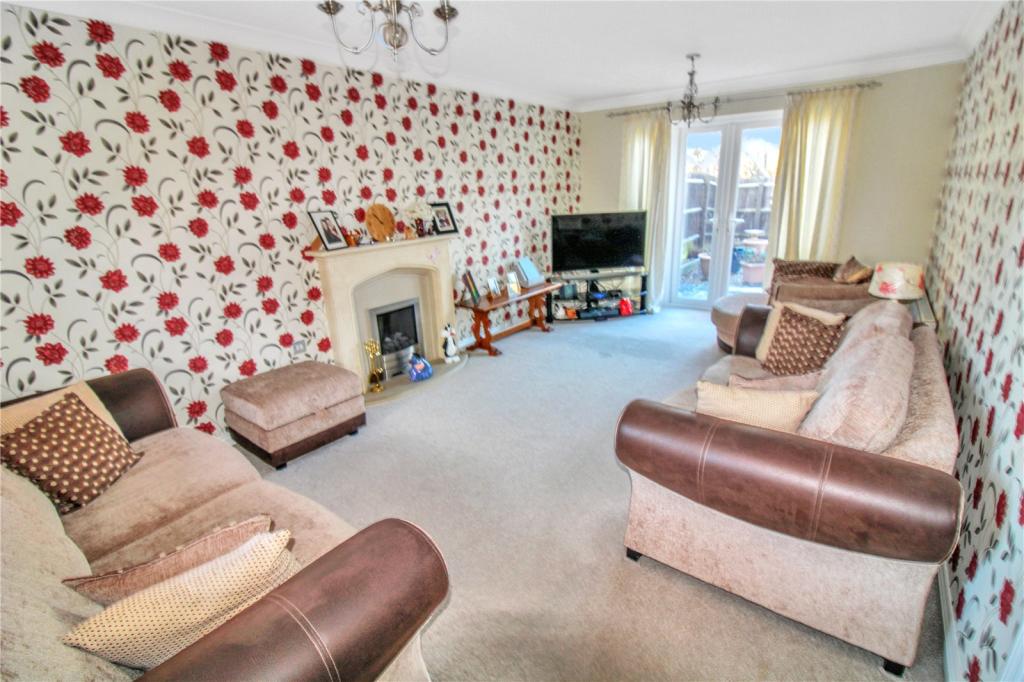 4 bedroom detached house for sale in Twineham Road, Swindon, Wiltshire