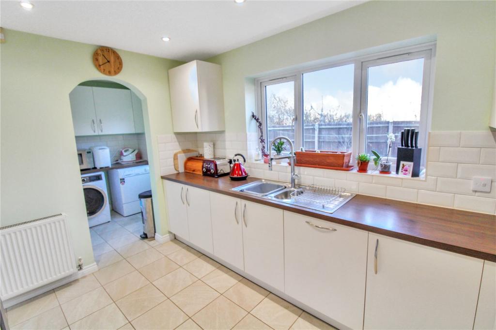 4 bedroom detached house for sale in Twineham Road, Swindon, Wiltshire