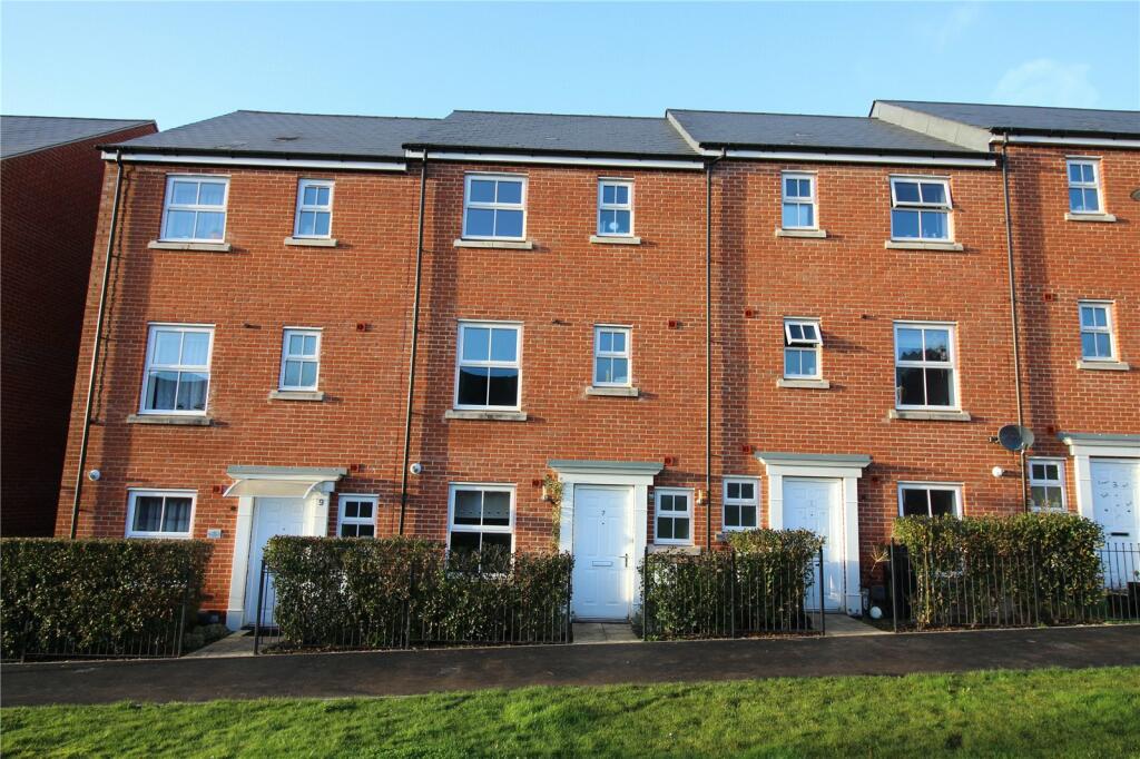 4 bedroom house for sale in Vaughan Williams Way, Swindon, Wiltshire, SN25