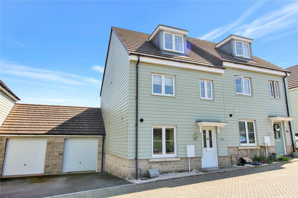 3 bedroom semi-detached house for sale in Mill View, Purton, Swindon, SN5
