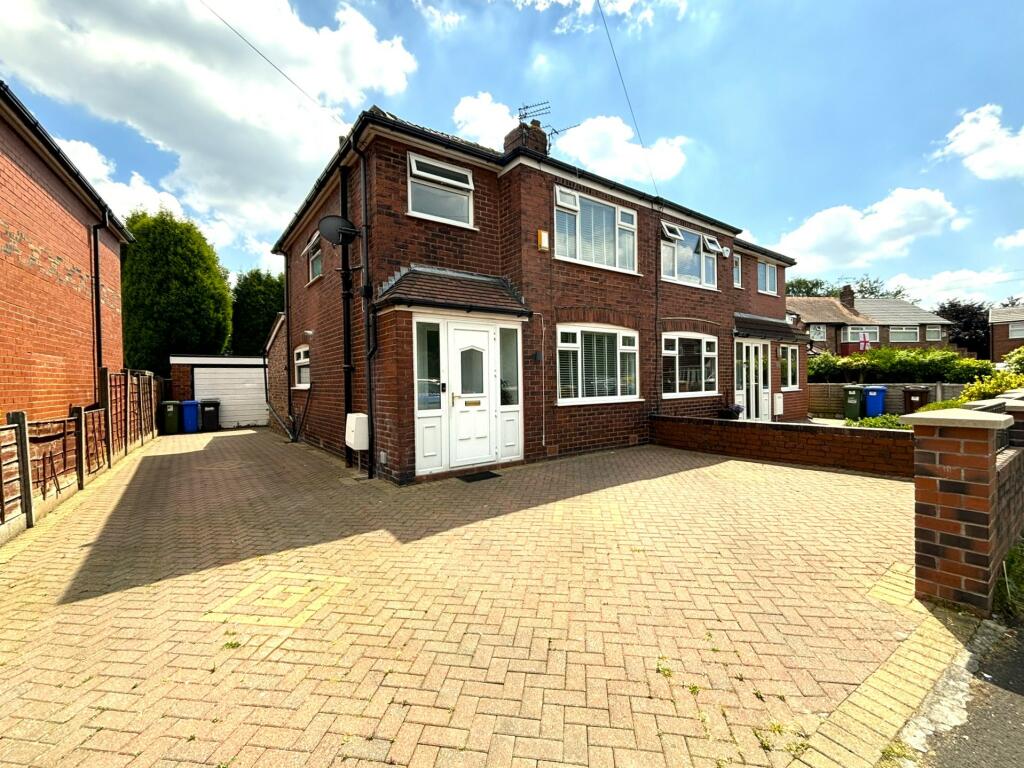 3 bedroom semidetached house for sale in Dane Road, Denton, M34
