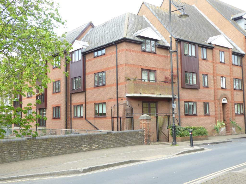 Main image of property: Church Street, Staines, TW18 4EN