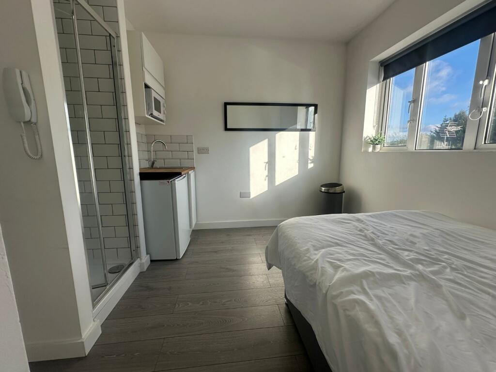 Main image of property: 16 Well Hall Parade, London, Greater London, SE9