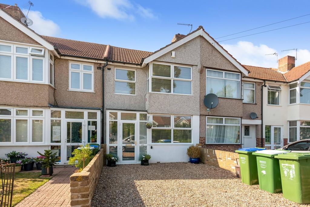 3 bedroom terraced house for sale in Longmeadow Road Sidcup DA15