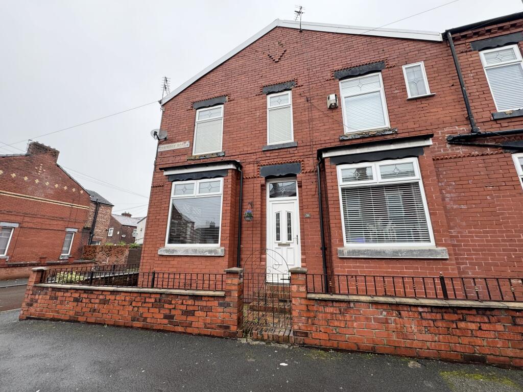 3 bedroom end of terrace house for sale in Carberry Road, Gorton, M18