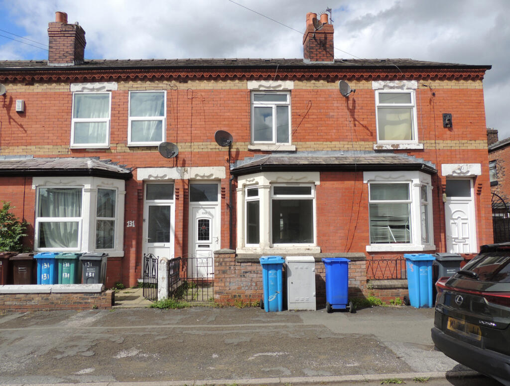 2 bedroom terraced house for sale in Thomson Road, Gorton, M18