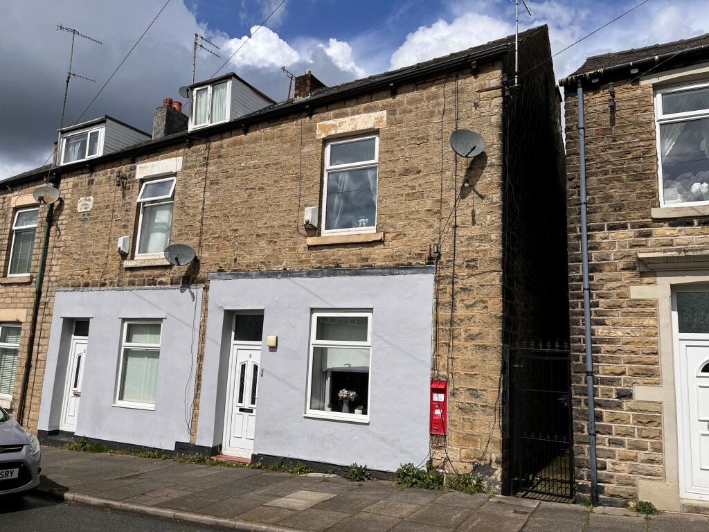 4 bedroom terraced house for sale in Micklehurst Road, Mossley, Ashton