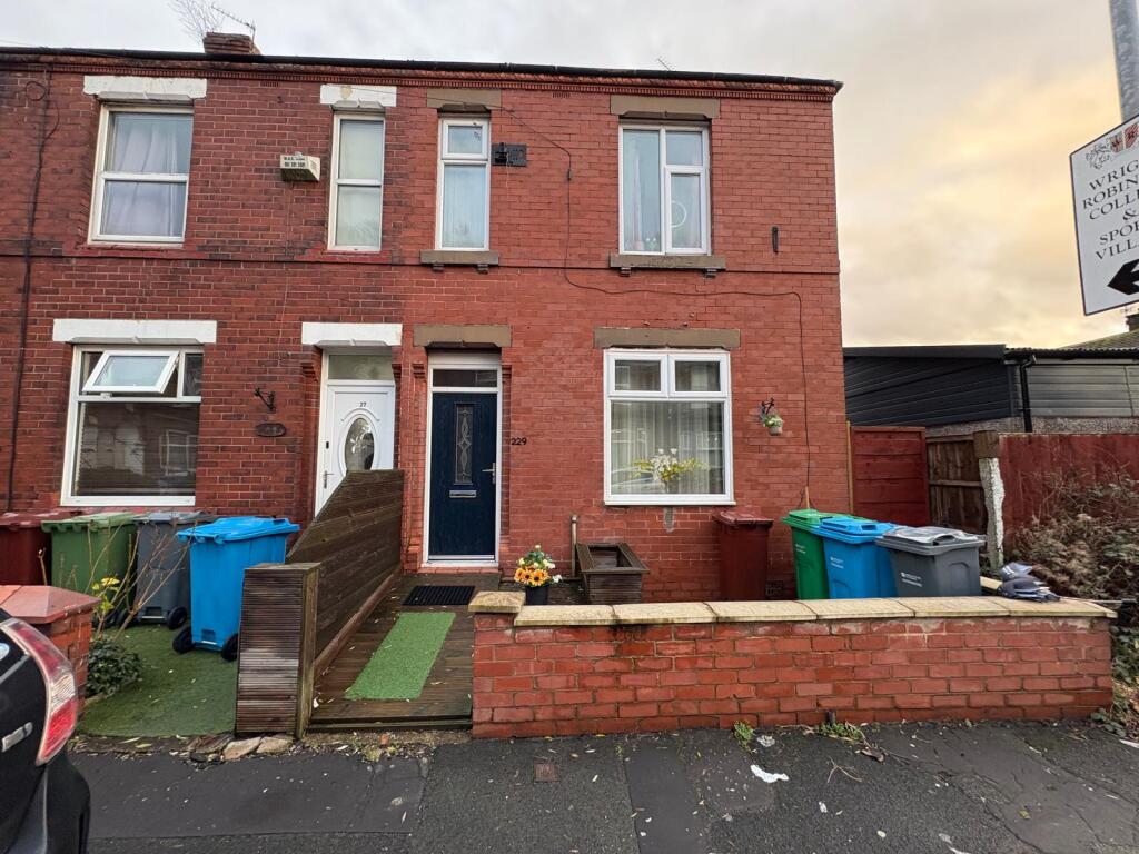 Main image of property: Abbey Hey Lane, Gorton