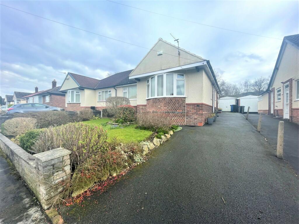 2 bedroom bungalow for sale in Ennerdale Road, Woodley, SK6