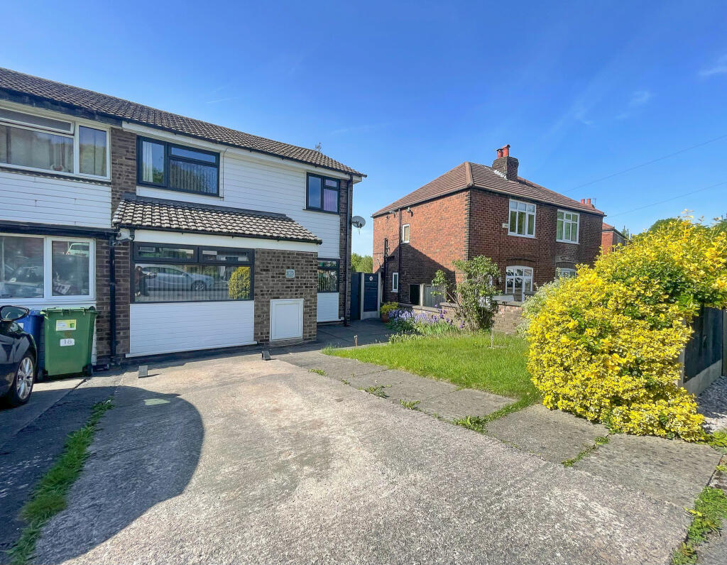 Main image of property: Vernon Avenue, Bredbury