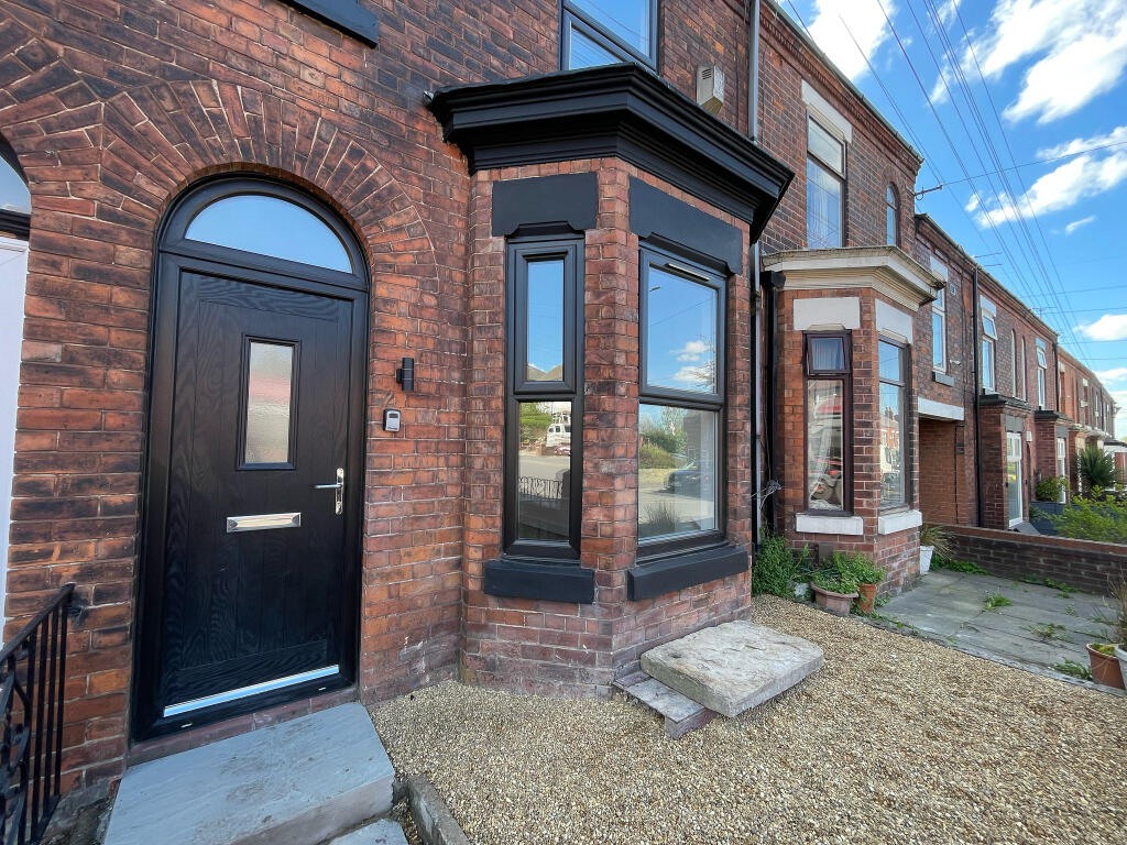 Main image of property: Stockport Road West, Bredbury