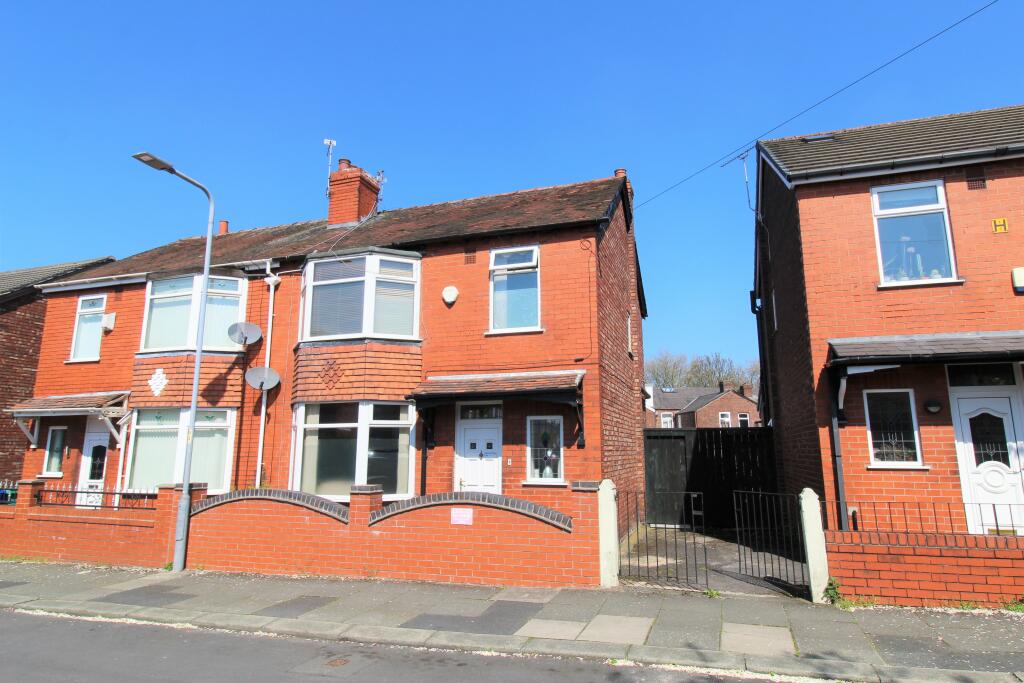 3 bedroom semidetached house for sale in Carnegie Avenue, Levenshulme, M19