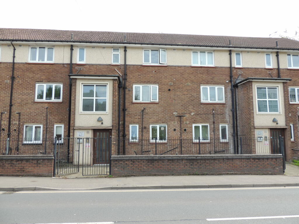 2 bedroom flat for sale in A Bramhall Moor Lane, Hazel Grove, Stockport