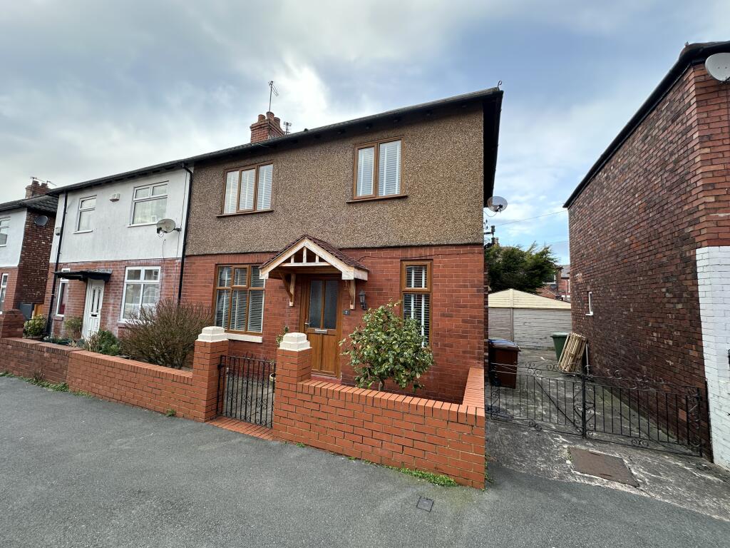 2 bedroom semidetached house for sale in Celtic Street, Offerton, SK1