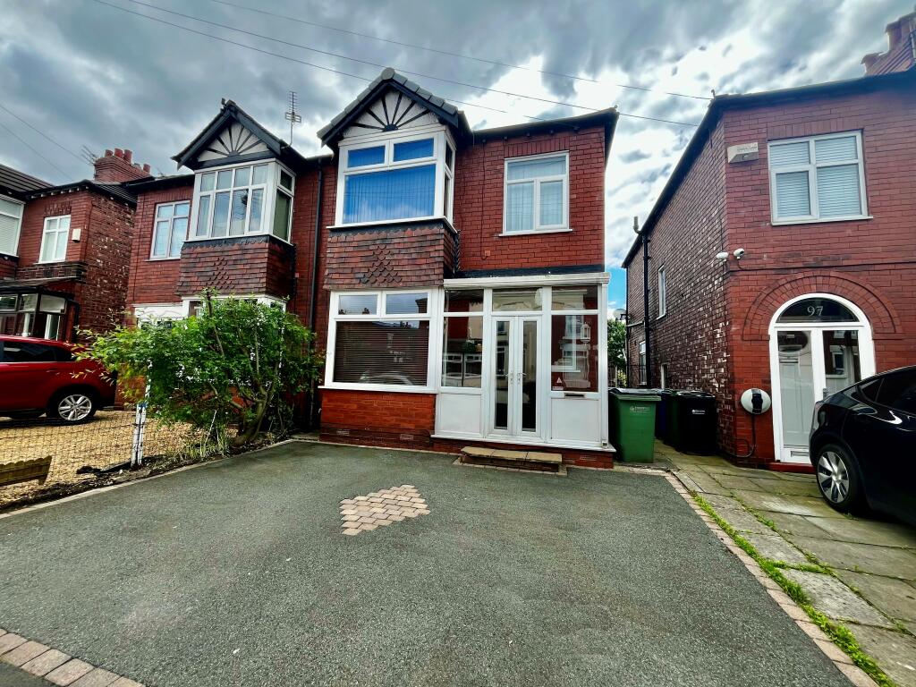 3 bedroom semidetached house for sale in Cheadle Old Road, Edgeley, SK3
