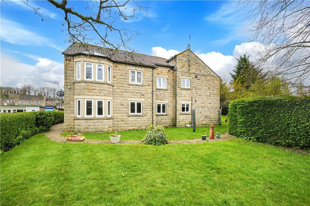 2 bedroom apartment for rent in Smithy Court, Collingham, Wetherby, West Yorkshire, LS22