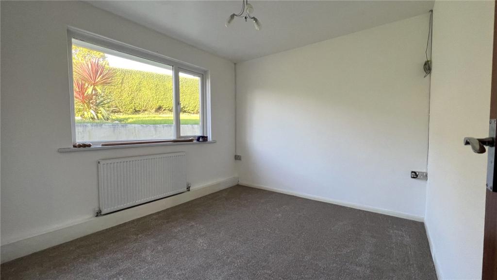 3 bedroom bungalow for sale in Allen Vale, Liskeard, Cornwall, PL14