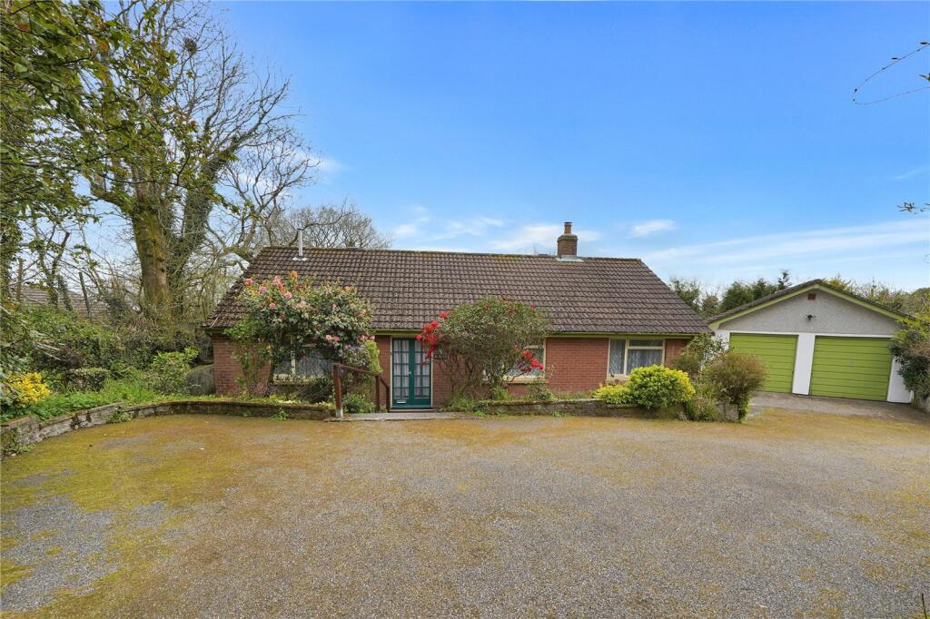 3 bedroom bungalow for sale in Higher Tremar, Liskeard, Cornwall, PL14