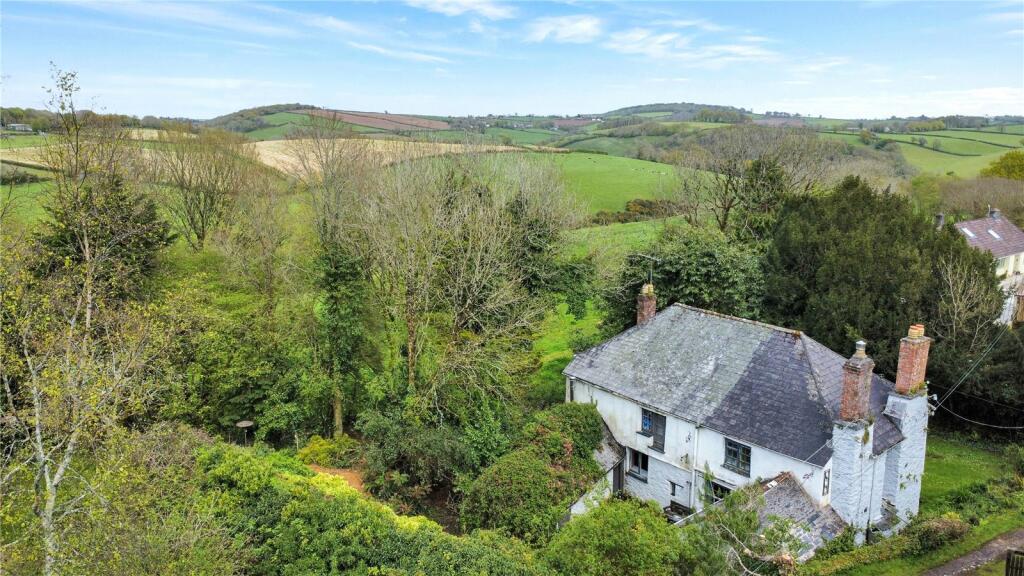 4 bedroom detached house for sale in Duloe, Liskeard, Cornwall, PL14