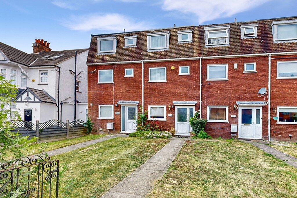 Main image of property: Kenton Lane, Harrow, HA3