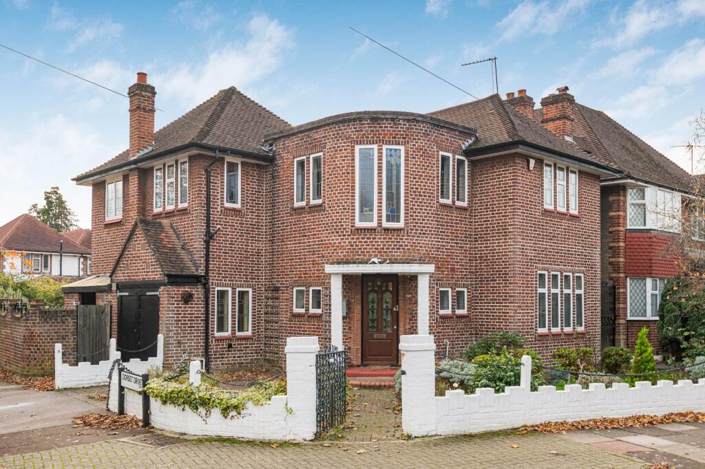 Main image of property: Cavendish Drive, Edgware, HA8