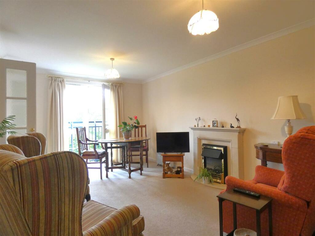 1 bedroom apartment for sale in Greendale Court, Bedale, DL8