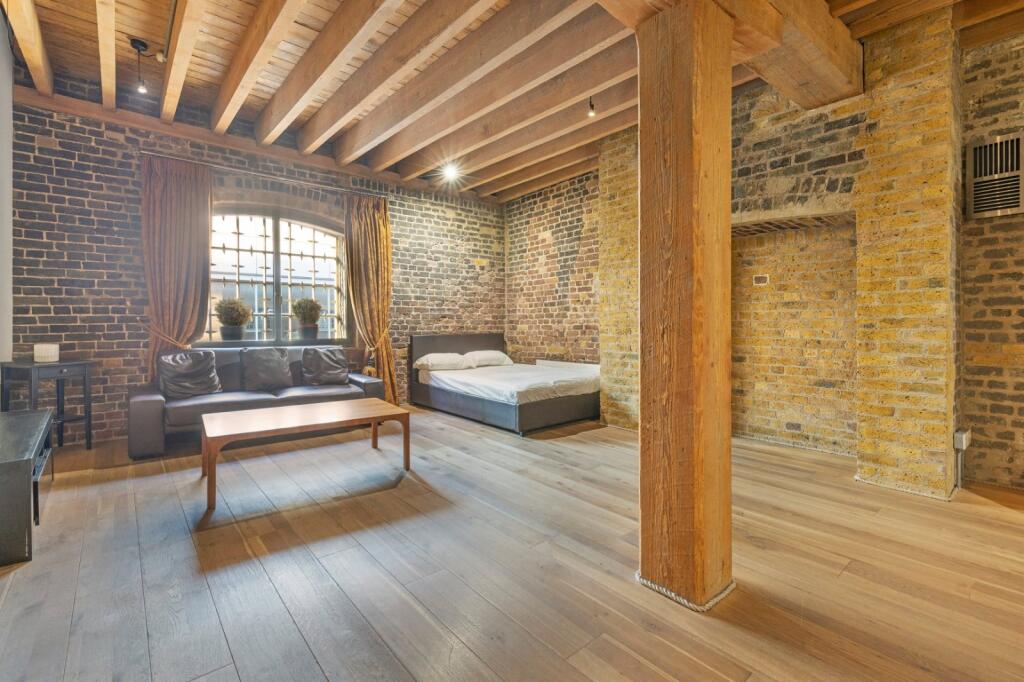 Main image of property: Port East Apartments,
12 Hertsmere Road, E14